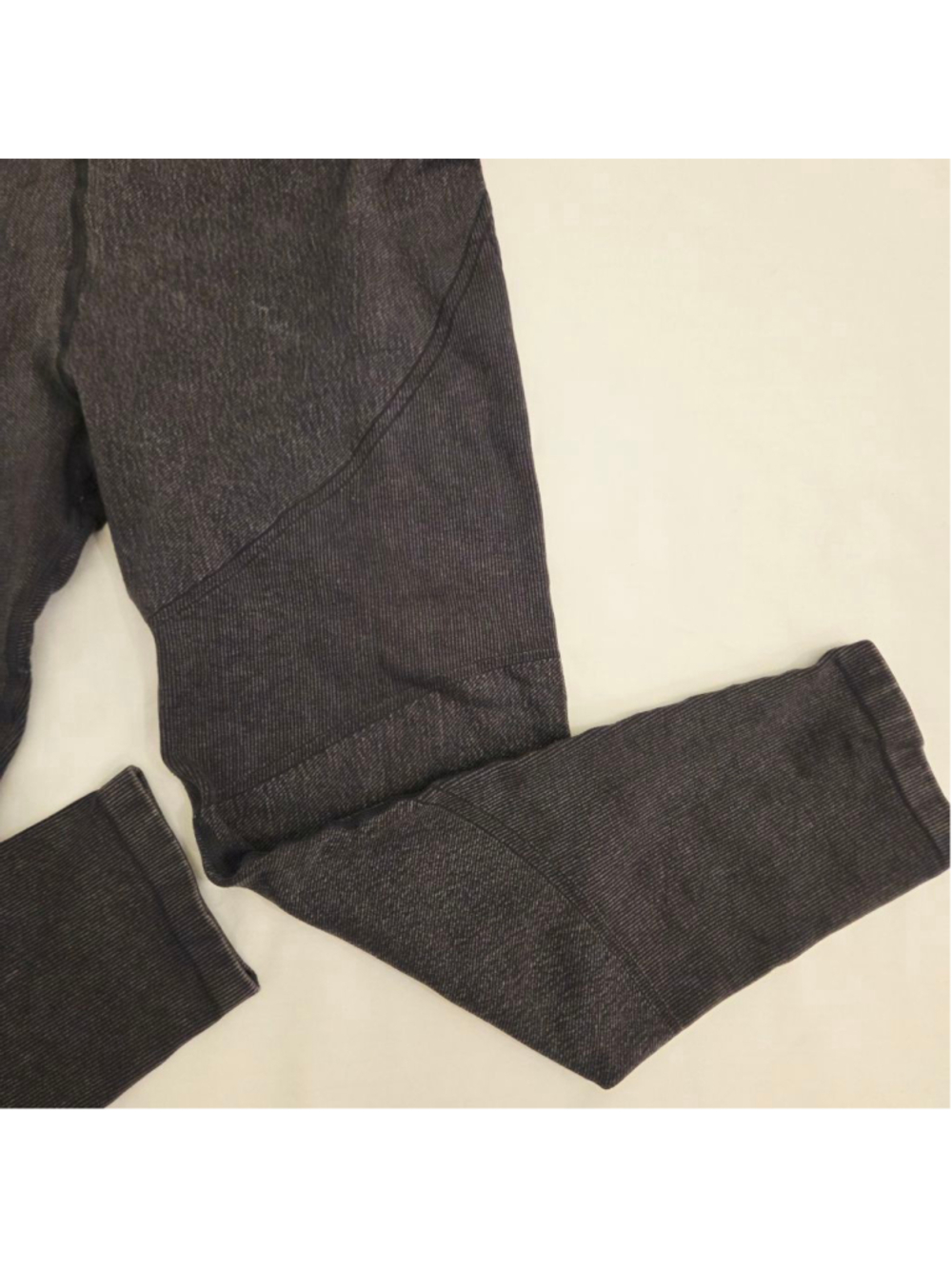 OFFLINE by Aerie Gray cropped high waist Leggings size Large - Picture 3 of 4